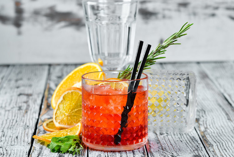 Yeni İçki Tarifimizle Tanışın: Negroni Sbagliato