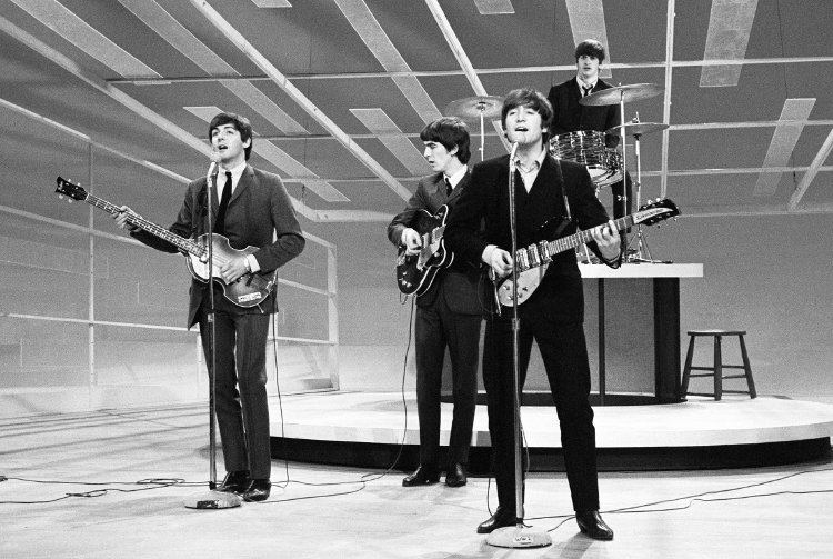 Peter Jackson, The Beatles’ın Belgeselini Yönetecek