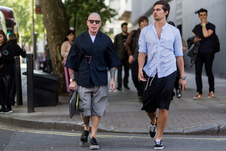 Yaz Gardrobunuza Eklemek İsteyeceğiniz En Renkli Şortlar