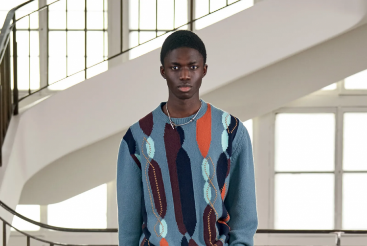 Sezon Trendi: Renk ve Desende Makro Etki