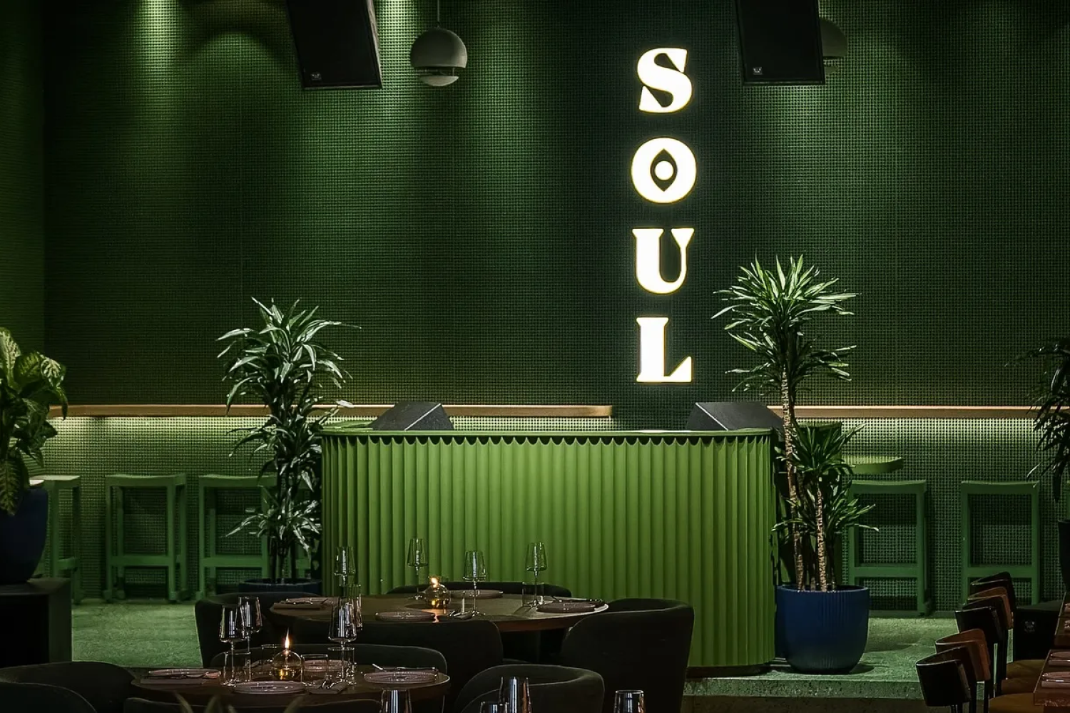 Dubai’de Yeme, İçme ve Dans Rehberi