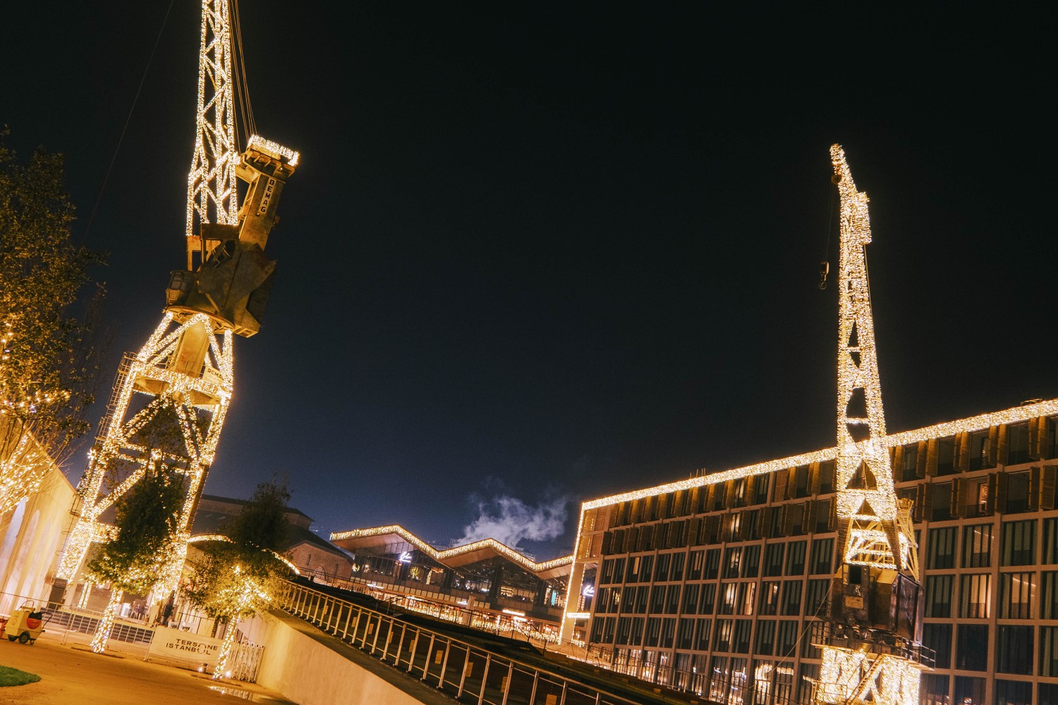 Tersane İstanbul’da Büyülü Bir Kış Deneyimi Başladı: Tersane İstanbul Winter Town 15 Şubat 2026’ya Kadar Ziyaretçilerini Ağırlayacak