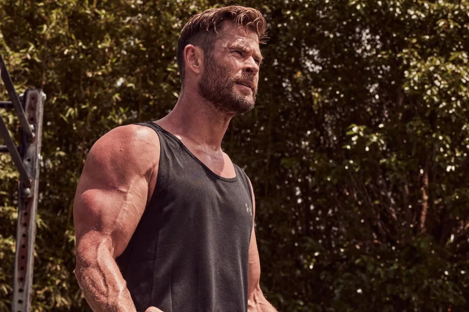 Chris Hemsworth'un Tatilde Yapılabilecek Tam Vücut Antrenmanı