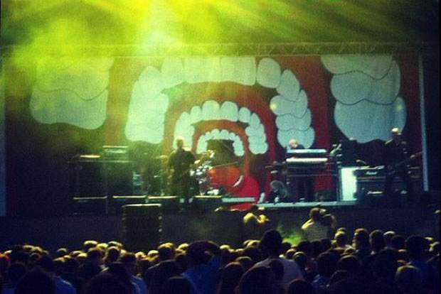 Eksen On Fair kareleri