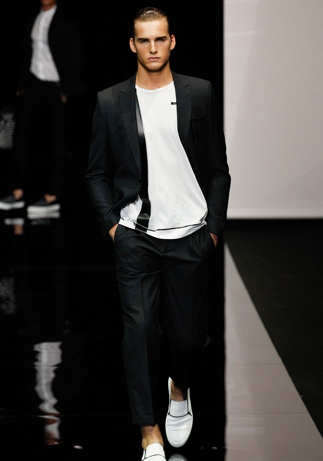 Emporio Armani İlkbahar / Yaz 2015