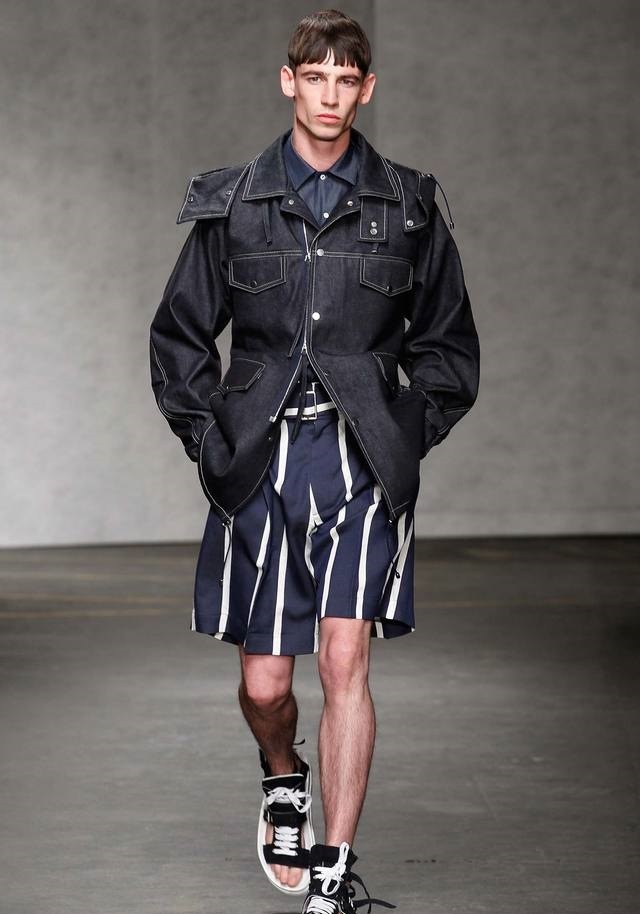 E. Tautz İlkbahar / Yaz 2015