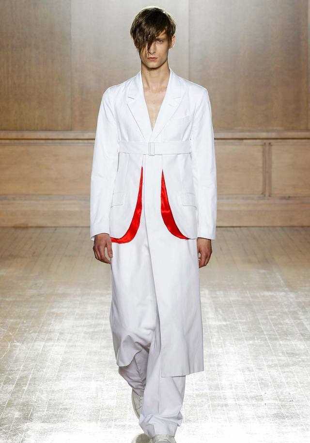Alexander McQueen İlkbahar / Yaz 2015