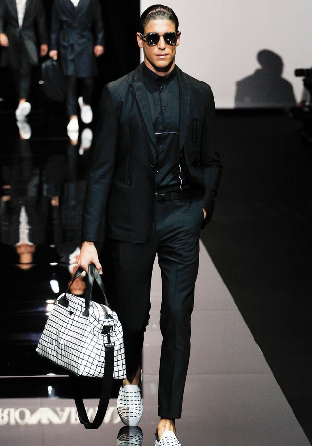 Emporio Armani İlkbahar / Yaz 2015