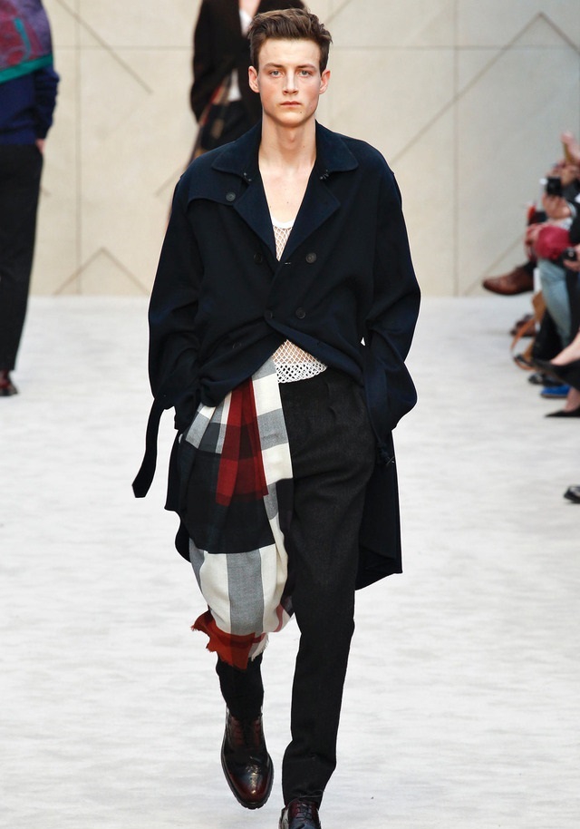Burberry Prorsum Sonbahar / Kış 2014