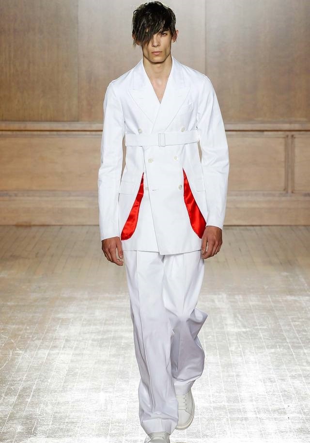 Alexander McQueen İlkbahar / Yaz 2015