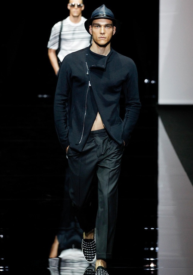Emporio Armani İlkbahar / Yaz 2015