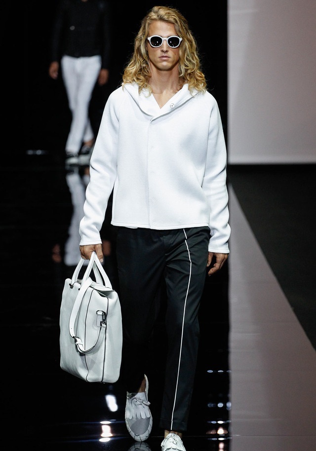 Emporio Armani İlkbahar / Yaz 2015