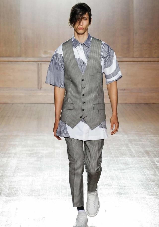 Alexander McQueen İlkbahar / Yaz 2015