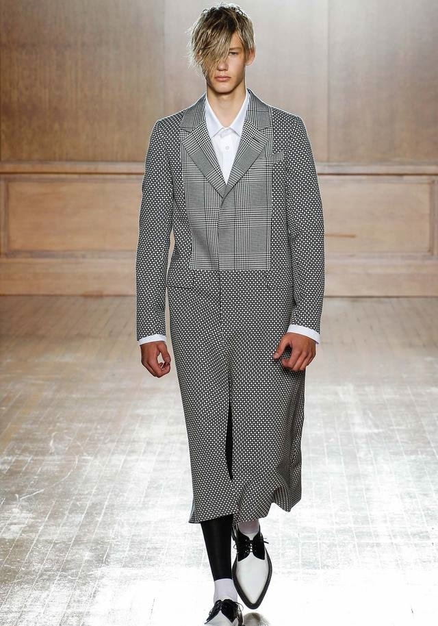 Alexander McQueen İlkbahar / Yaz 2015