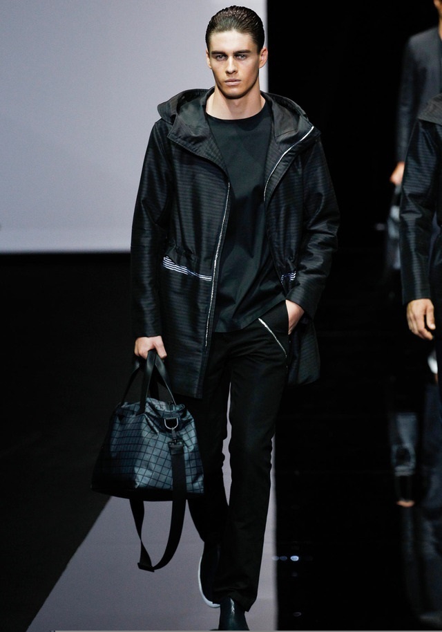 Emporio Armani İlkbahar / Yaz 2015