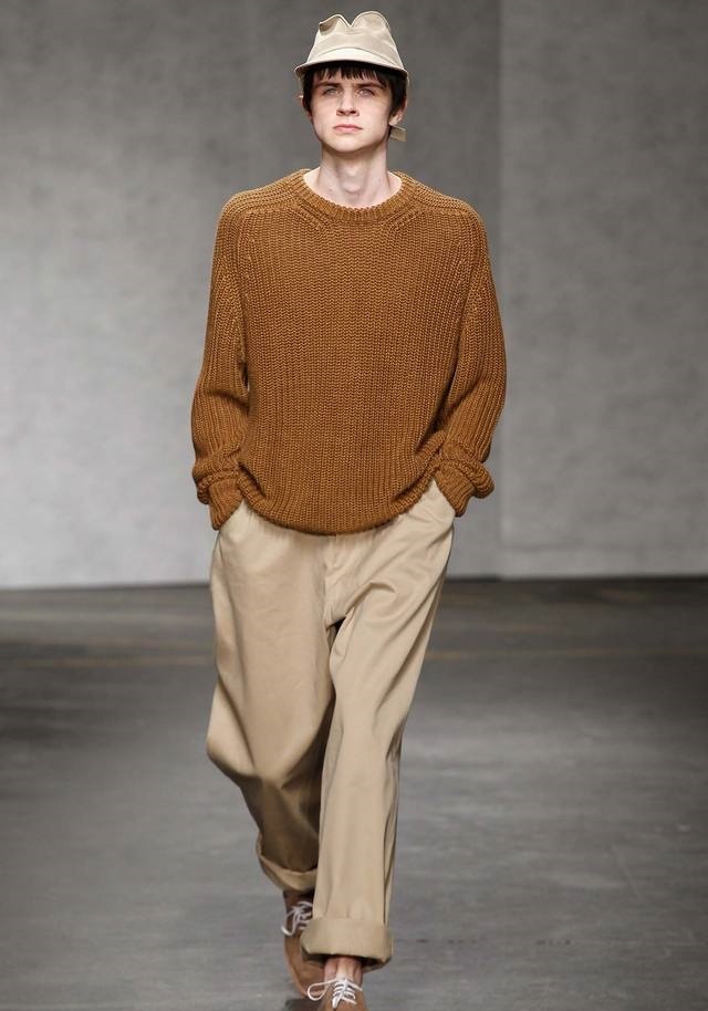 E. Tautz İlkbahar / Yaz 2015