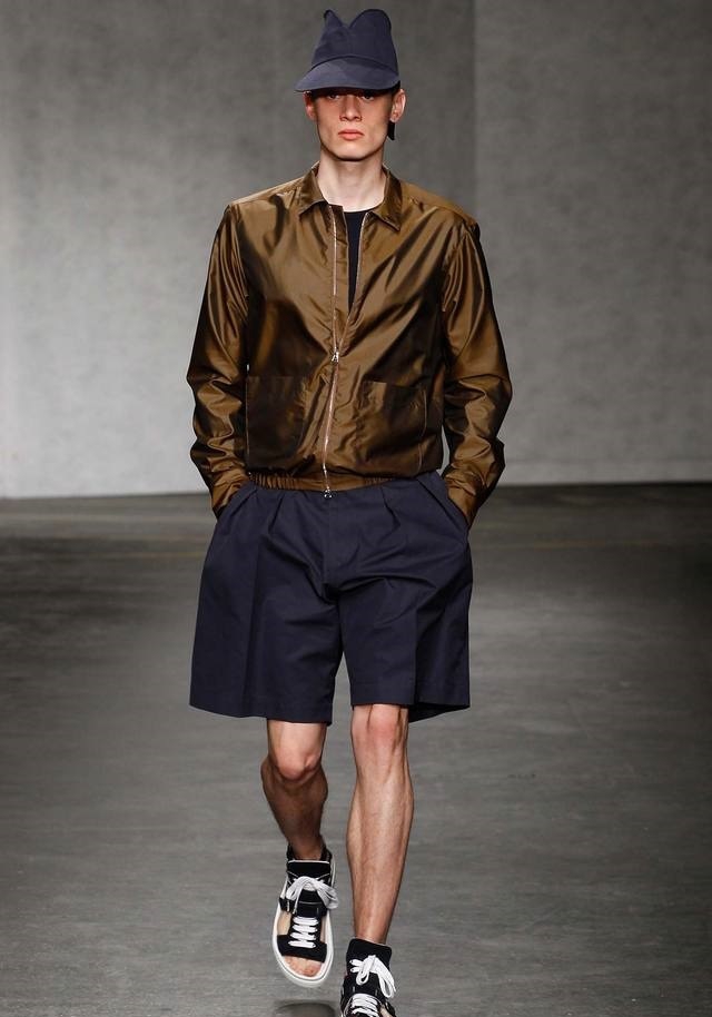 E. Tautz İlkbahar / Yaz 2015