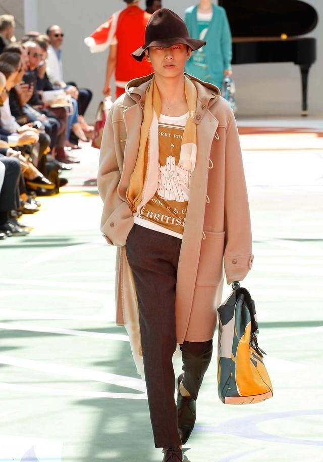 Burberry Prorsum İlkbahar / Yaz 2015