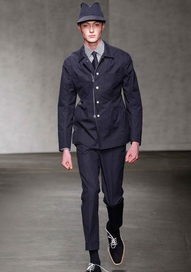 E. Tautz İlkbahar / Yaz 2015