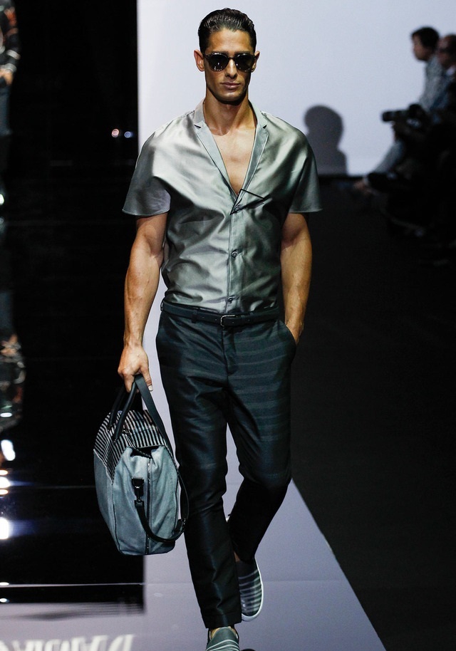 Emporio Armani İlkbahar / Yaz 2015