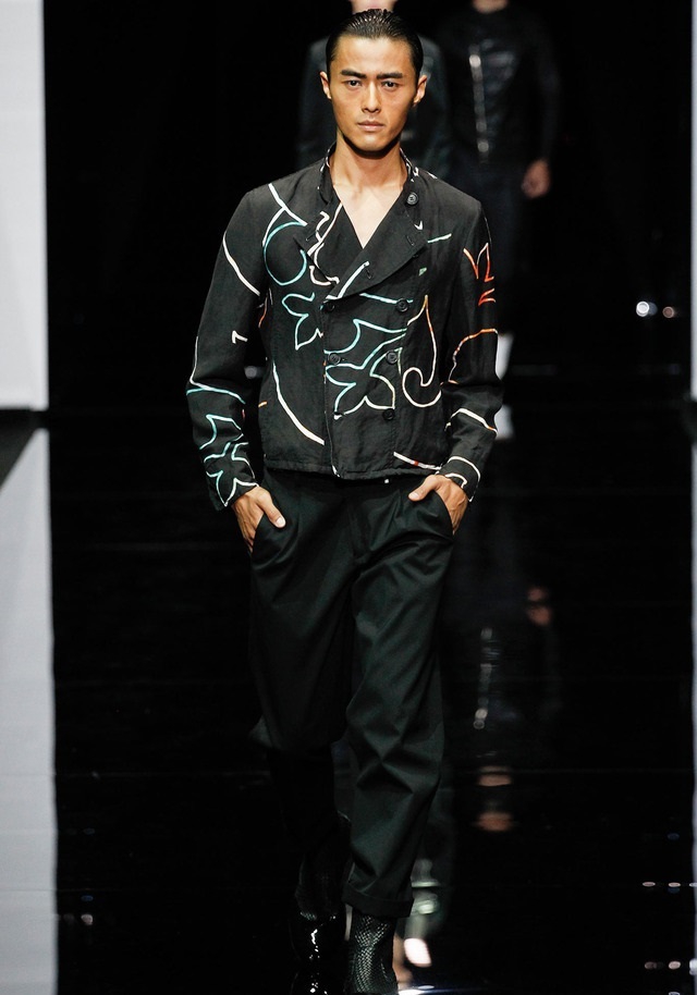 Emporio Armani İlkbahar / Yaz 2015
