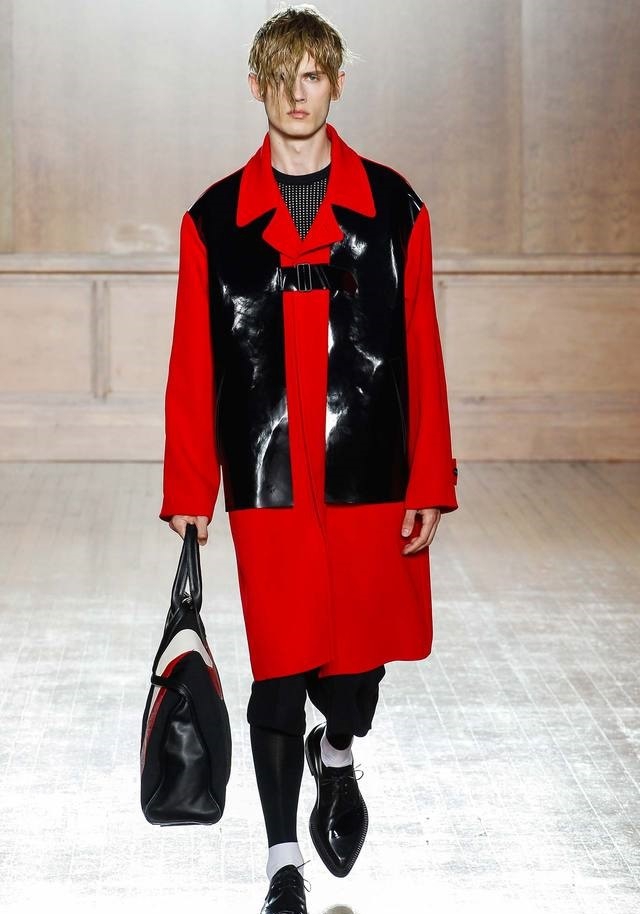 Alexander McQueen İlkbahar / Yaz 2015