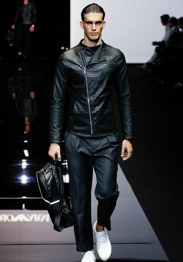 Emporio Armani İlkbahar / Yaz 2015