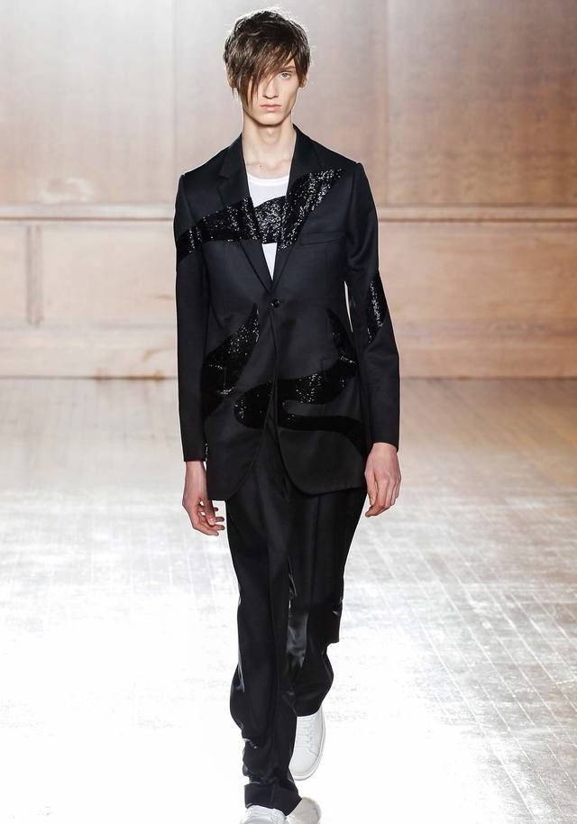 Alexander McQueen İlkbahar / Yaz 2015