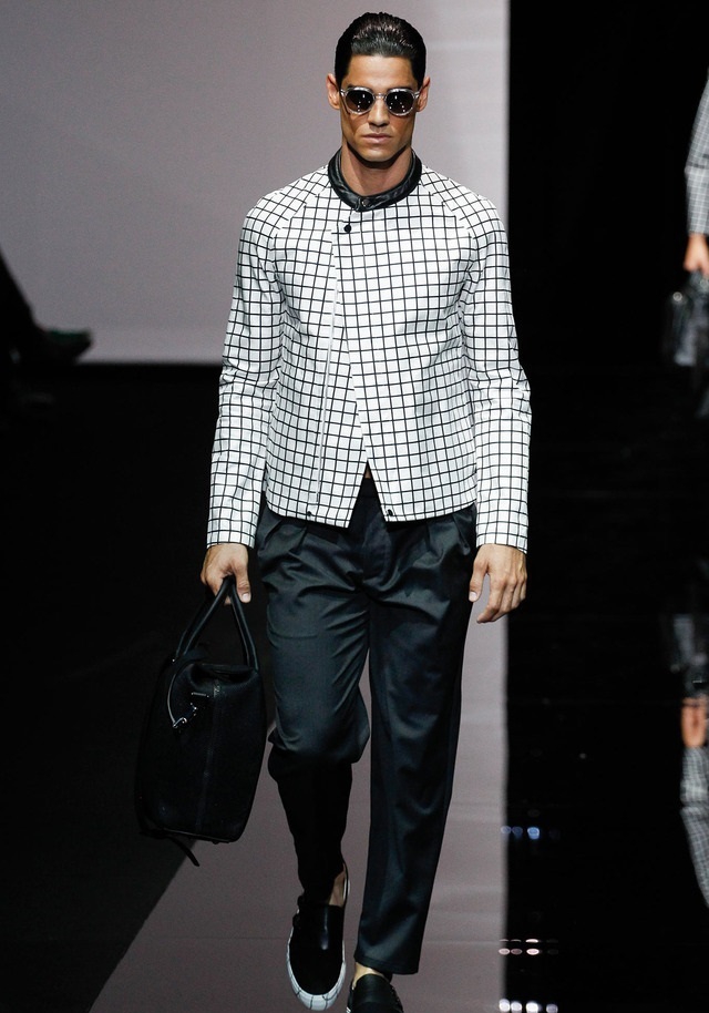 Emporio Armani İlkbahar / Yaz 2015