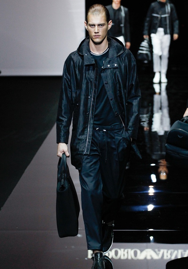 Emporio Armani İlkbahar / Yaz 2015
