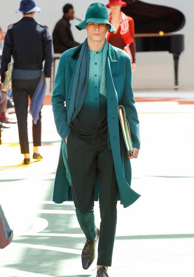 Burberry Prorsum İlkbahar / Yaz 2015