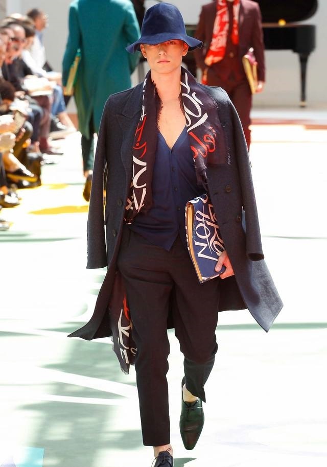 Burberry Prorsum İlkbahar / Yaz 2015