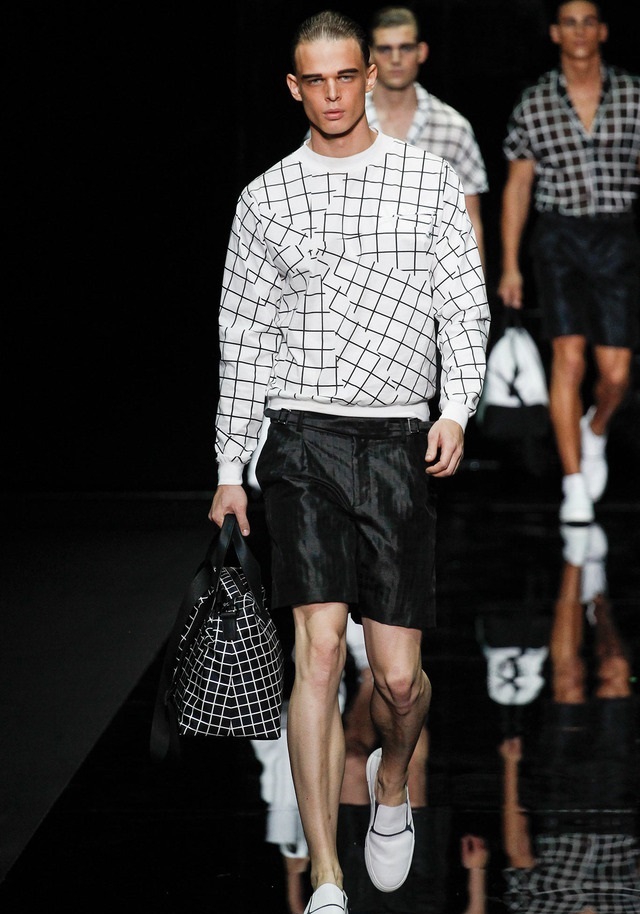 Emporio Armani İlkbahar / Yaz 2015
