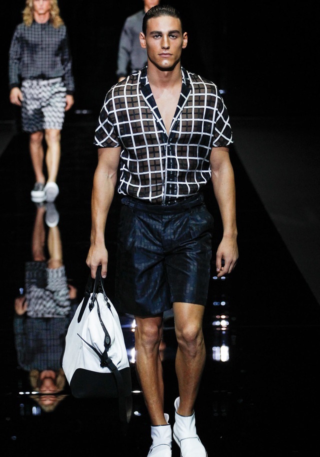 Emporio Armani İlkbahar / Yaz 2015