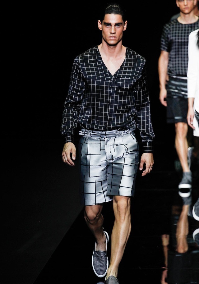 Emporio Armani İlkbahar / Yaz 2015