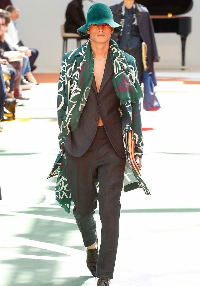 Burberry Prorsum İlkbahar / Yaz 2015