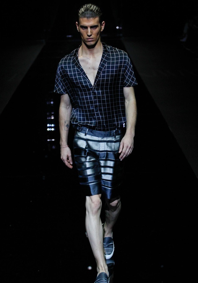 Emporio Armani İlkbahar / Yaz 2015
