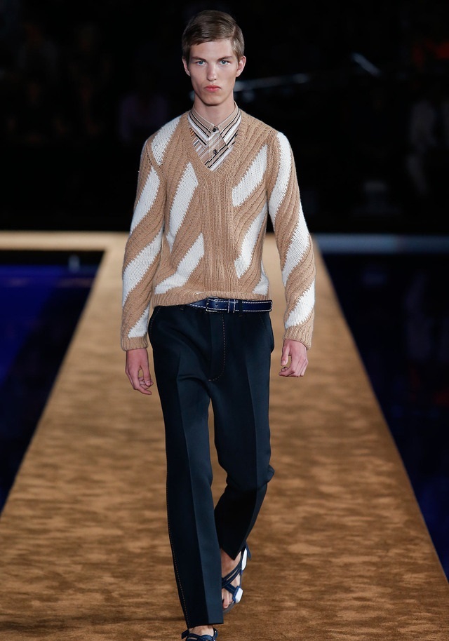 Prada İlkbahar / Yaz 2015