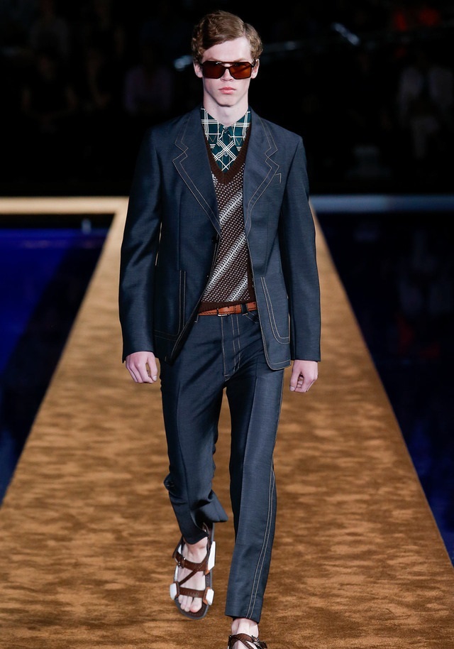 Prada İlkbahar / Yaz 2015