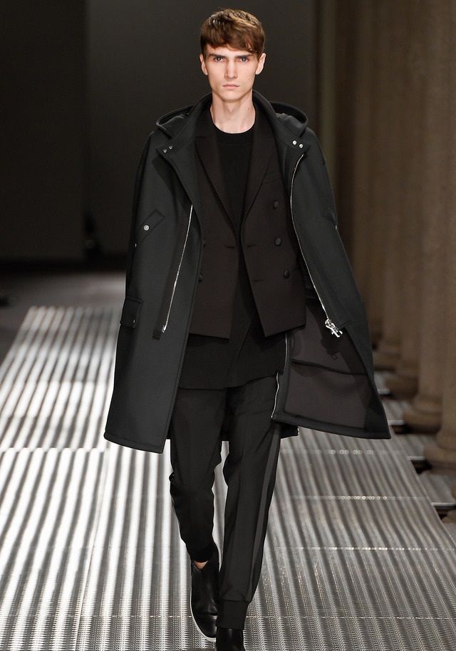 Neil Barrett İlkbahar / Yaz 2015