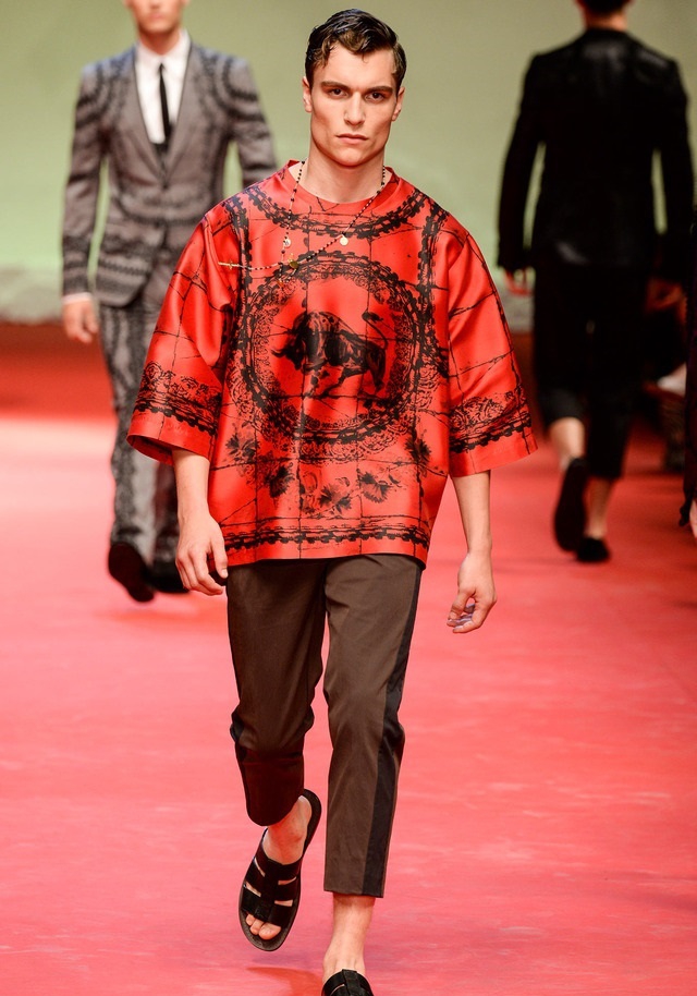 Dolce & Gabbana İlkbahar / Yaz 2015