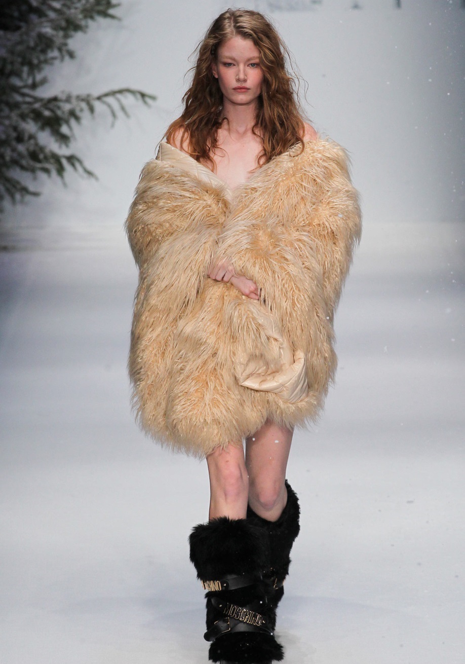 Moschino Sonbahar / Kış 2015