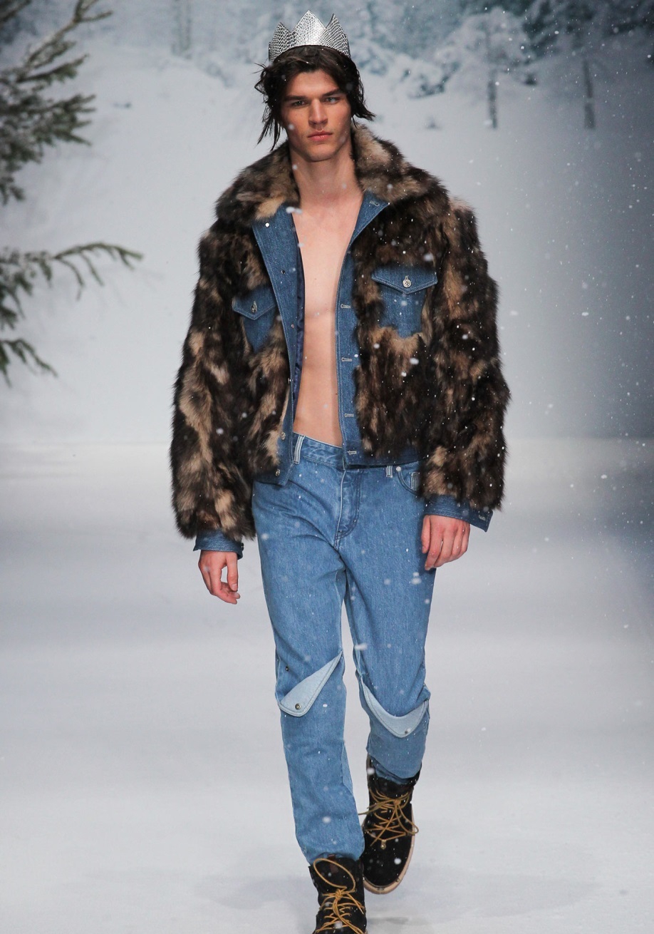 Moschino Sonbahar / Kış 2015