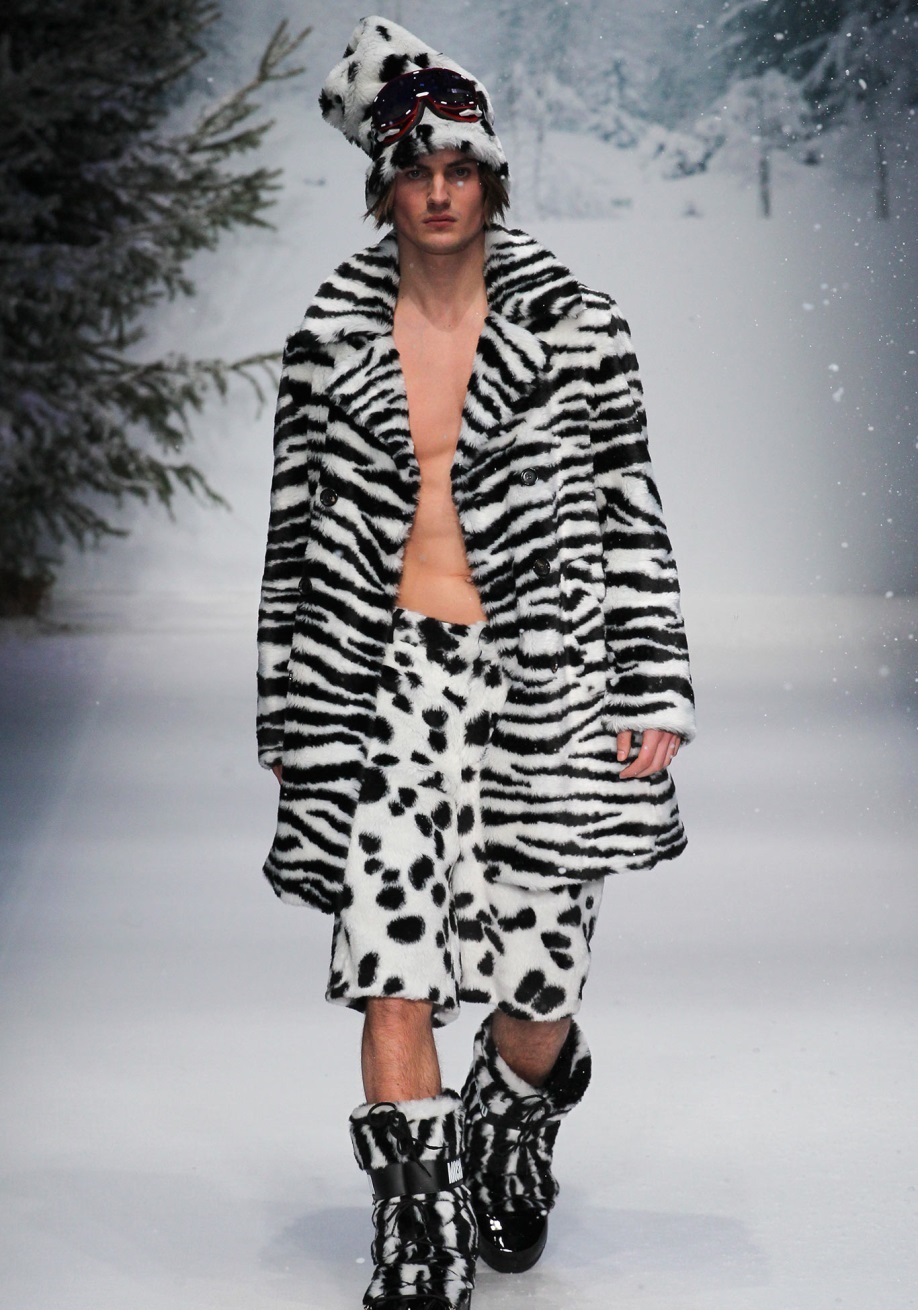 Moschino Sonbahar / Kış 2015