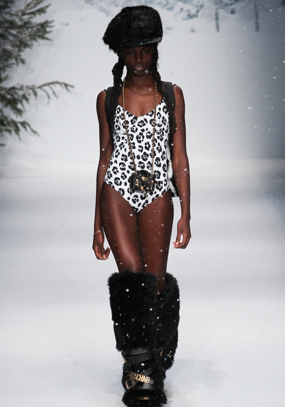 Moschino Sonbahar / Kış 2015