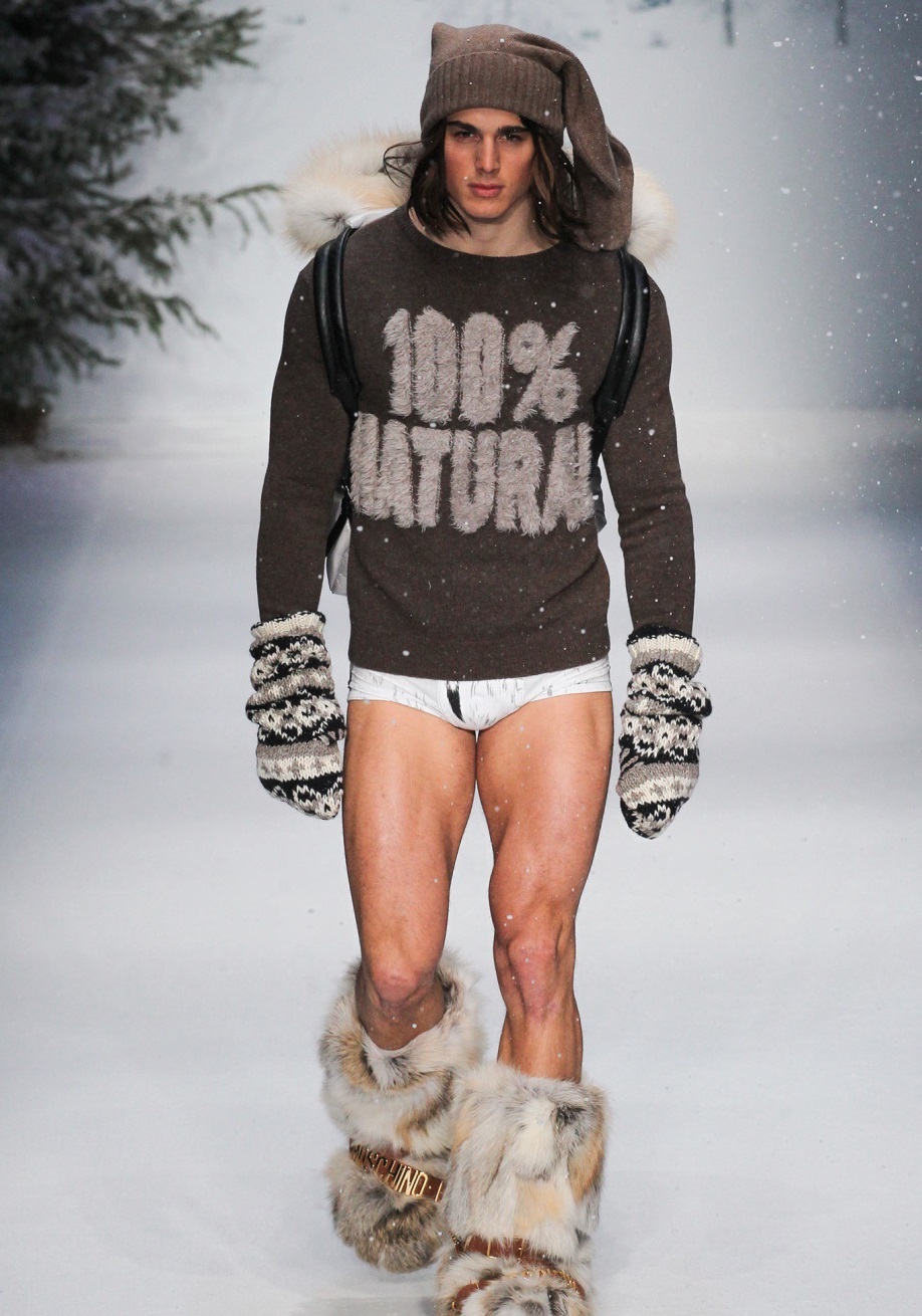 Moschino Sonbahar / Kış 2015