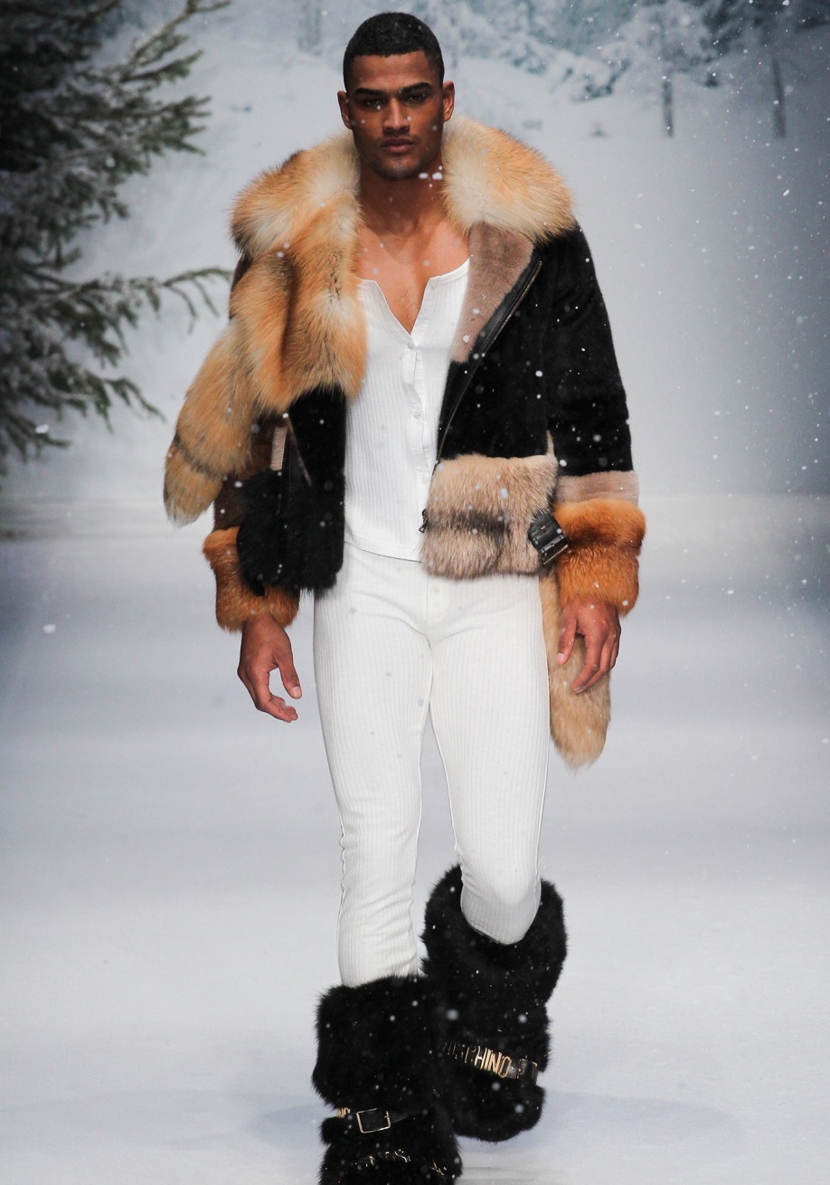 Moschino Sonbahar / Kış 2015