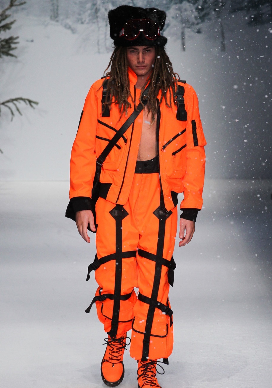 Moschino Sonbahar / Kış 2015