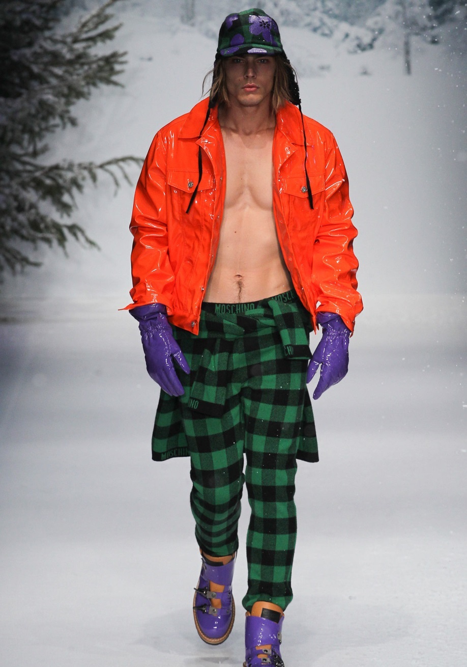 Moschino Sonbahar / Kış 2015