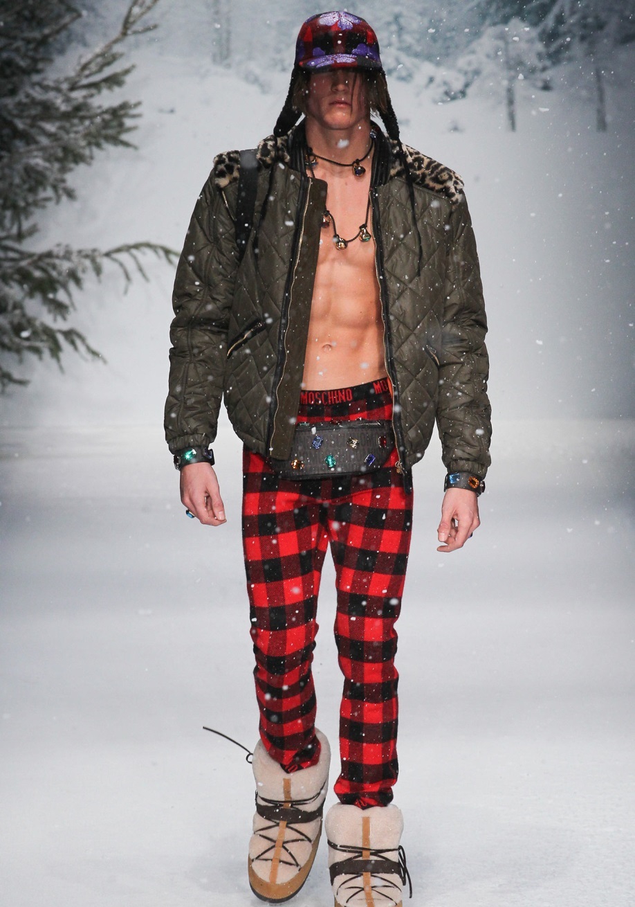 Moschino Sonbahar / Kış 2015